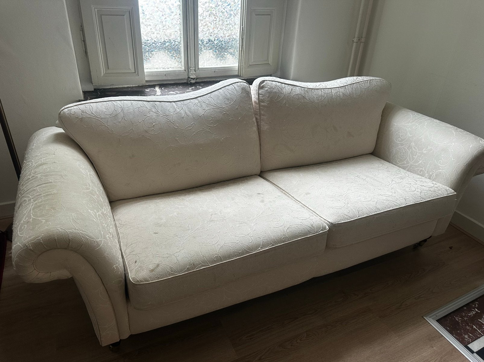 Klassieke bank te koop, Huis en Inrichting, Ophalen, Gebruikt, Vierpersoons of meer