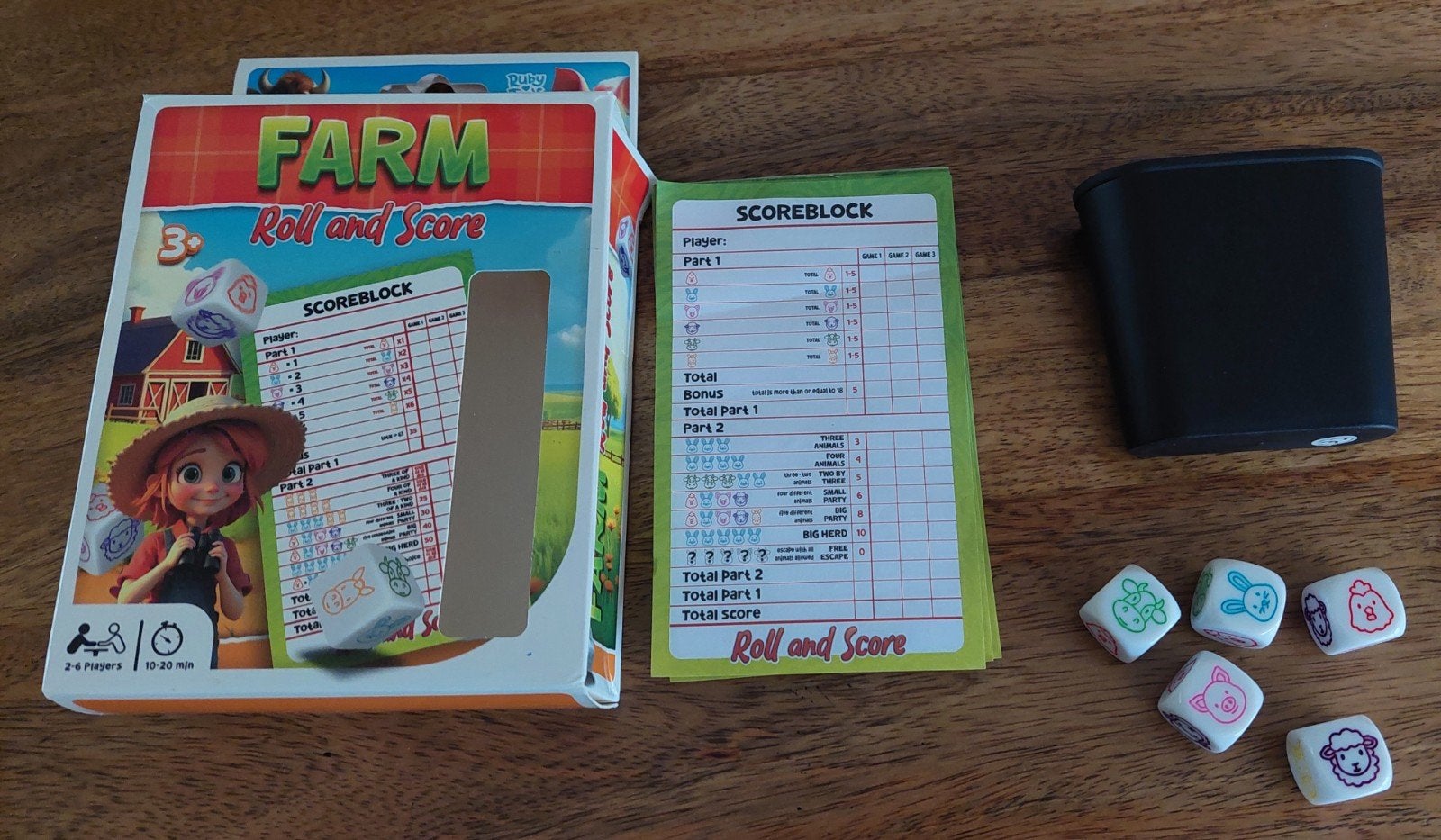 FARM Roll and Score dobbelspel, Hobby en Vrije tijd, Een of twee spelers, Ophalen of Verzenden, Zo goed als nieuw