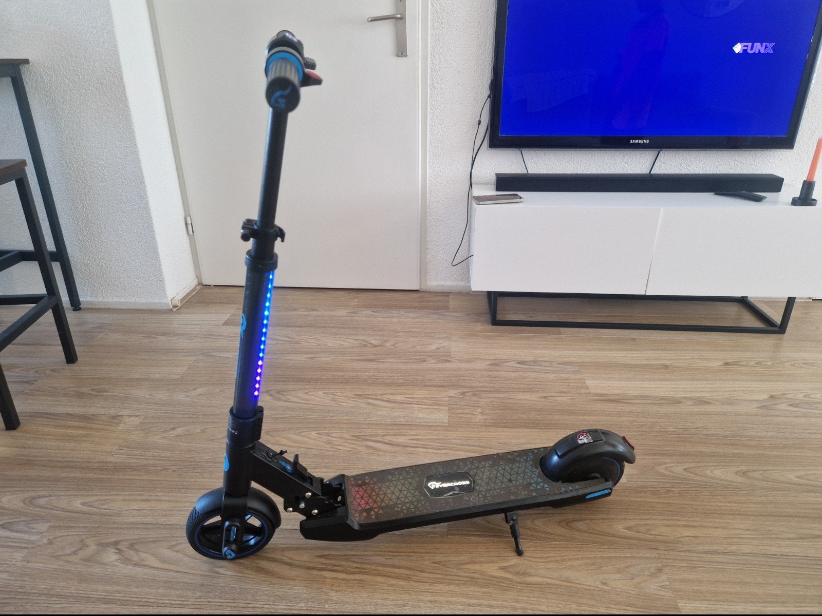 Elektrische step (E-scooter) - evercross, Fietsen en Brommers, Steps, Zo goed als nieuw, Elektrische step (E-scooter), Ophalen