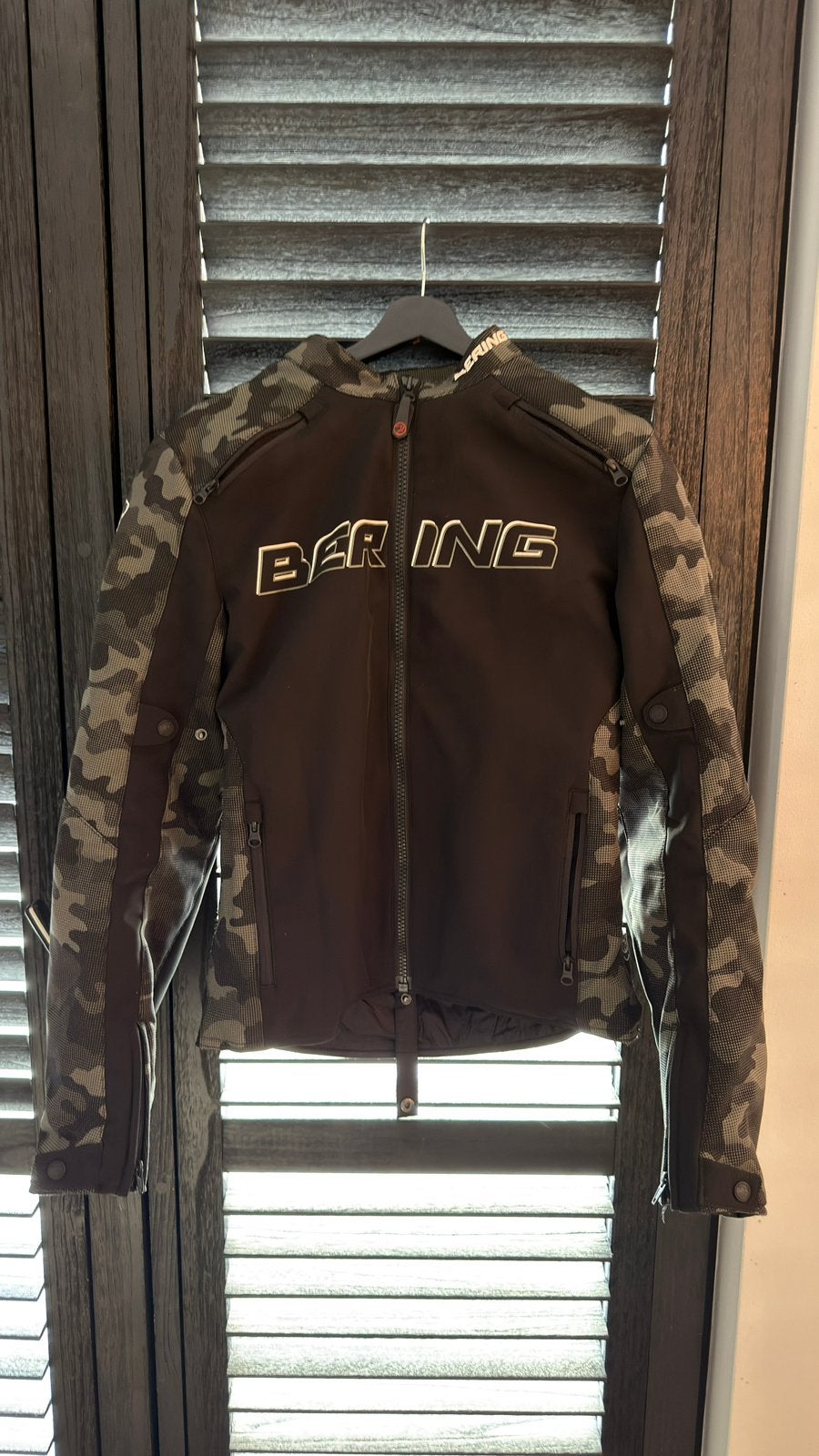 Bering motorjas incl. Bescherming en vest Maat Medium, Ophalen, Jas | textiel, Heren, Bering
