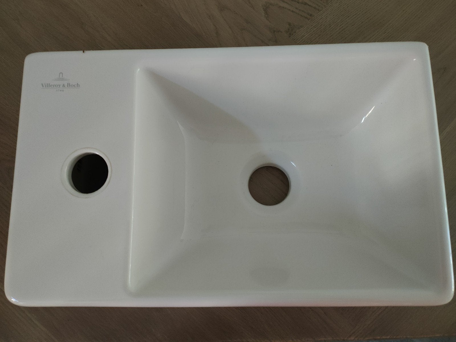 Fontein Villeroy & Boch, Ophalen, Nieuw, Wastafel