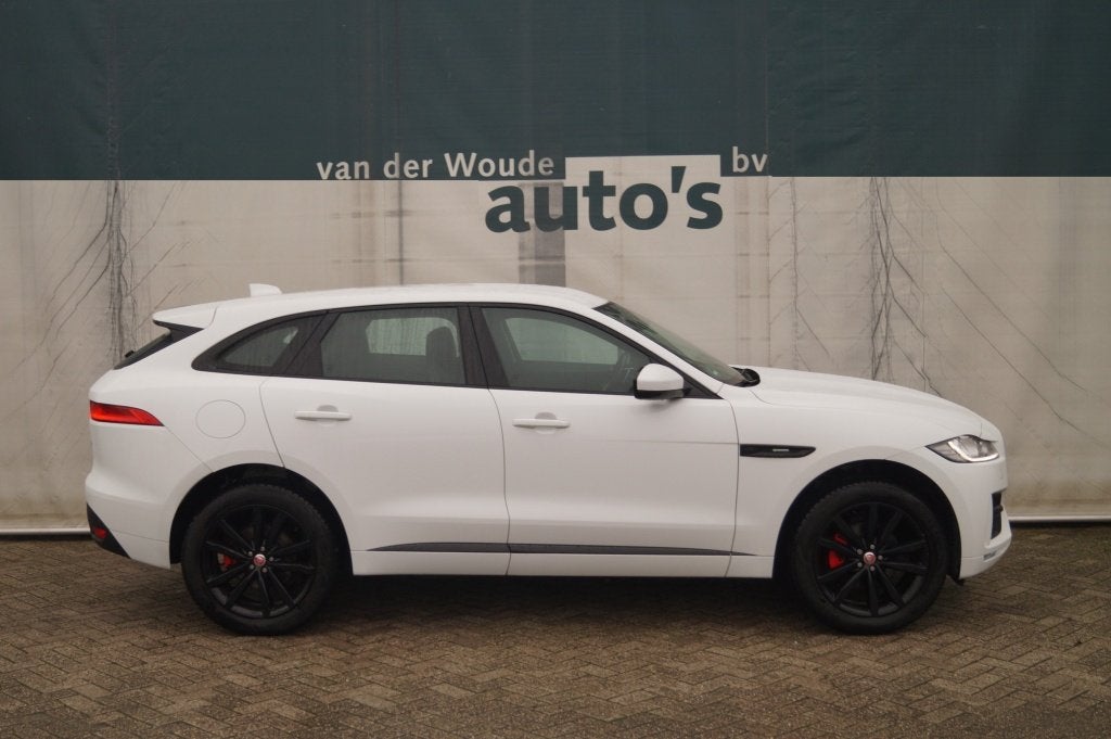 Jaguar F-Pace 2.0d 180pk Automaat AWD R-Sport Business Pack, Auto's, Jaguar, Automaat, Automatische klimaatregeling, Gebruikt