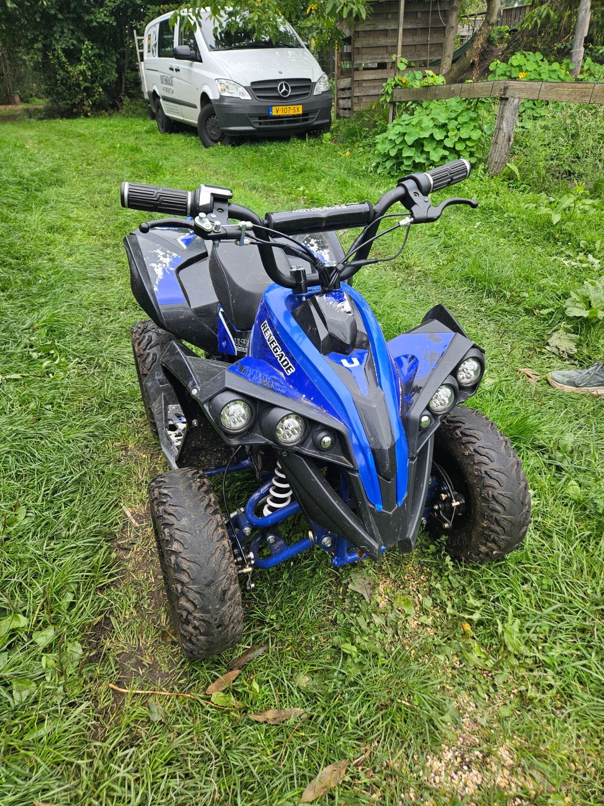 Elektrische kinderquad - Zo goed als nieuw, Zo goed als nieuw