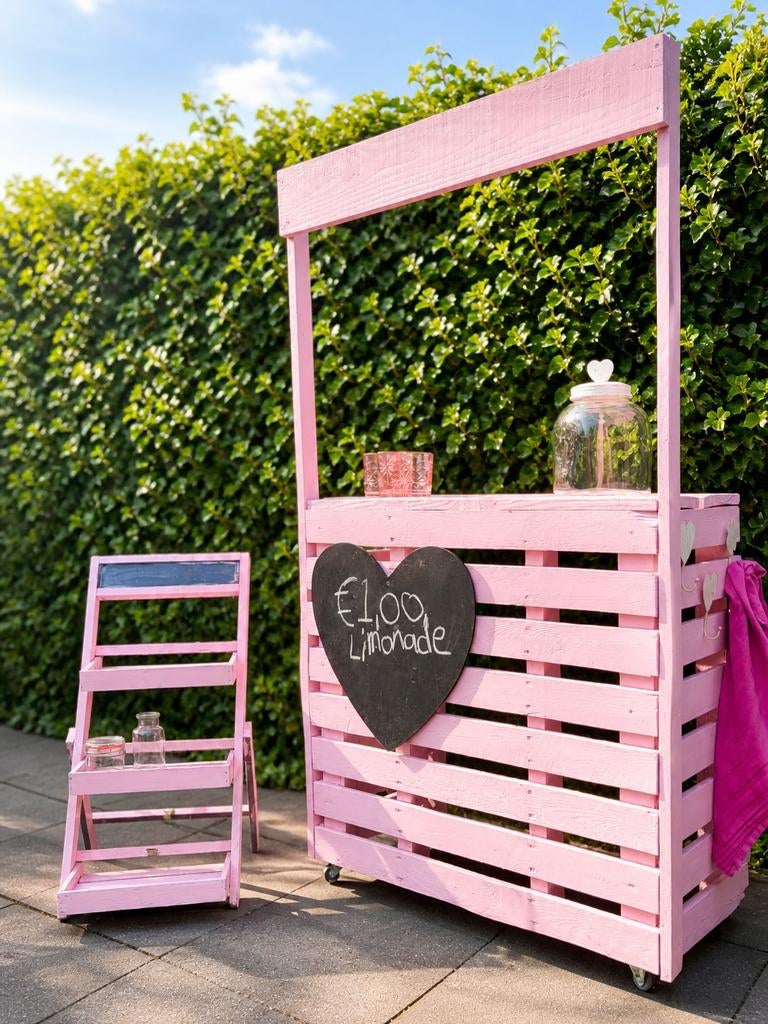 Roze kraampje van steigerhout op wielen met etagere, Kinderen en Baby's, Speelgoed | Buiten | Speelhuisjes, Ophalen