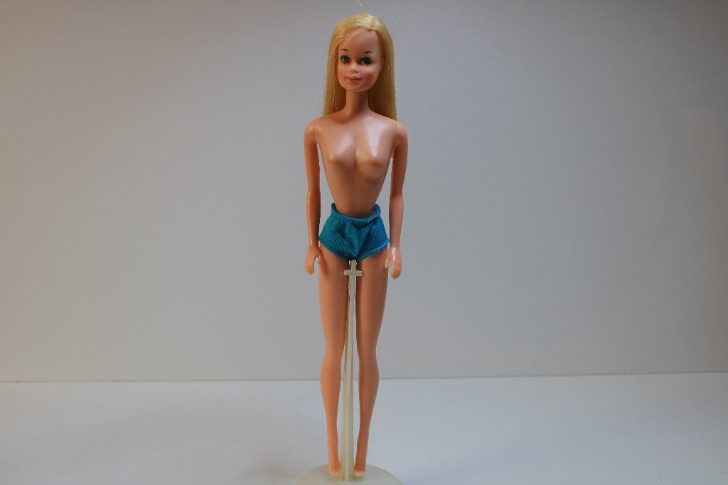 Barbiepop 1975 Standard #7382 Europese exclusieve uitgave,, Ophalen of Verzenden, Gebruikt, Pop