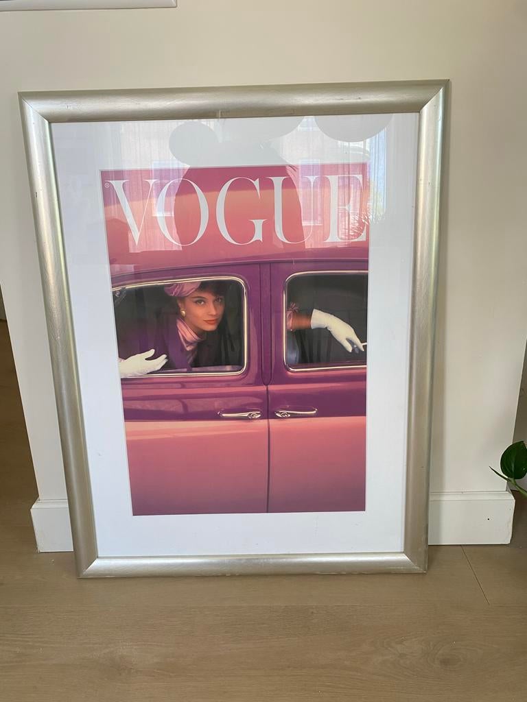 Vogue poster met lijst - Stijlvolle wanddecoratie, Rechthoekig Staand, Met lijst, Ophalen of Verzenden, Zo goed als nieuw