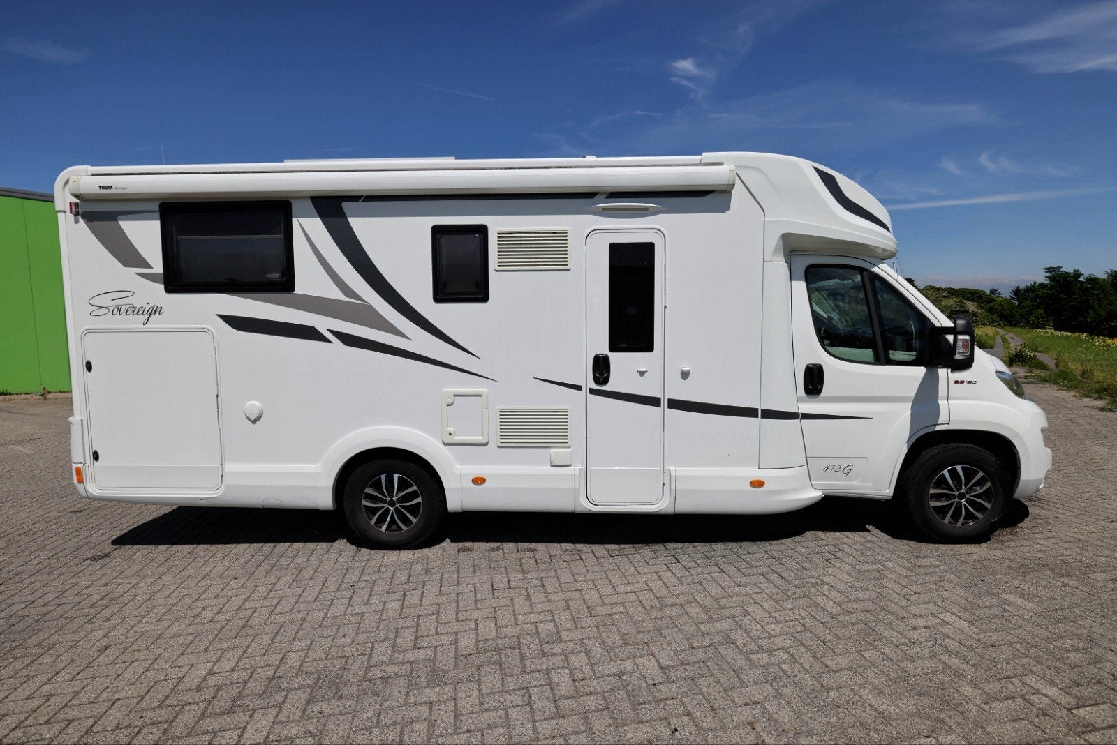 Camper McLouis Sovereign 473G, Caravans en Kamperen, Campers, 7 tot 8 meter, Particulier, Half-integraal, Tot en met 4
