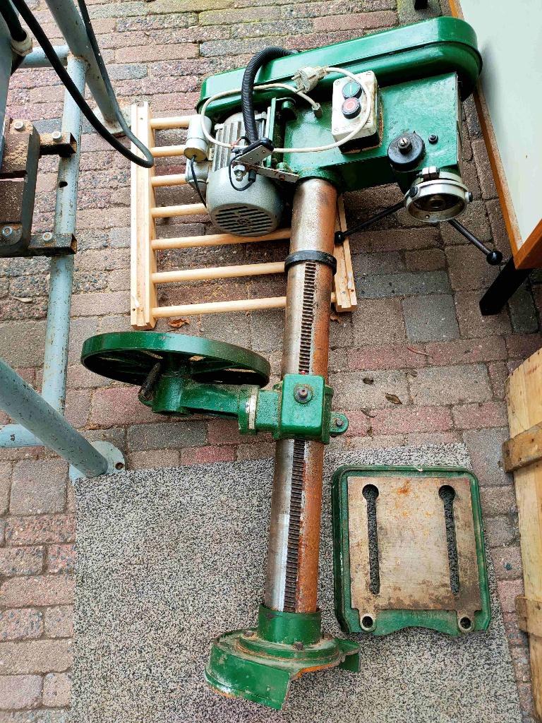 kolomboormachine Huvema, Ophalen, Gebruikt, Kolomboormachine