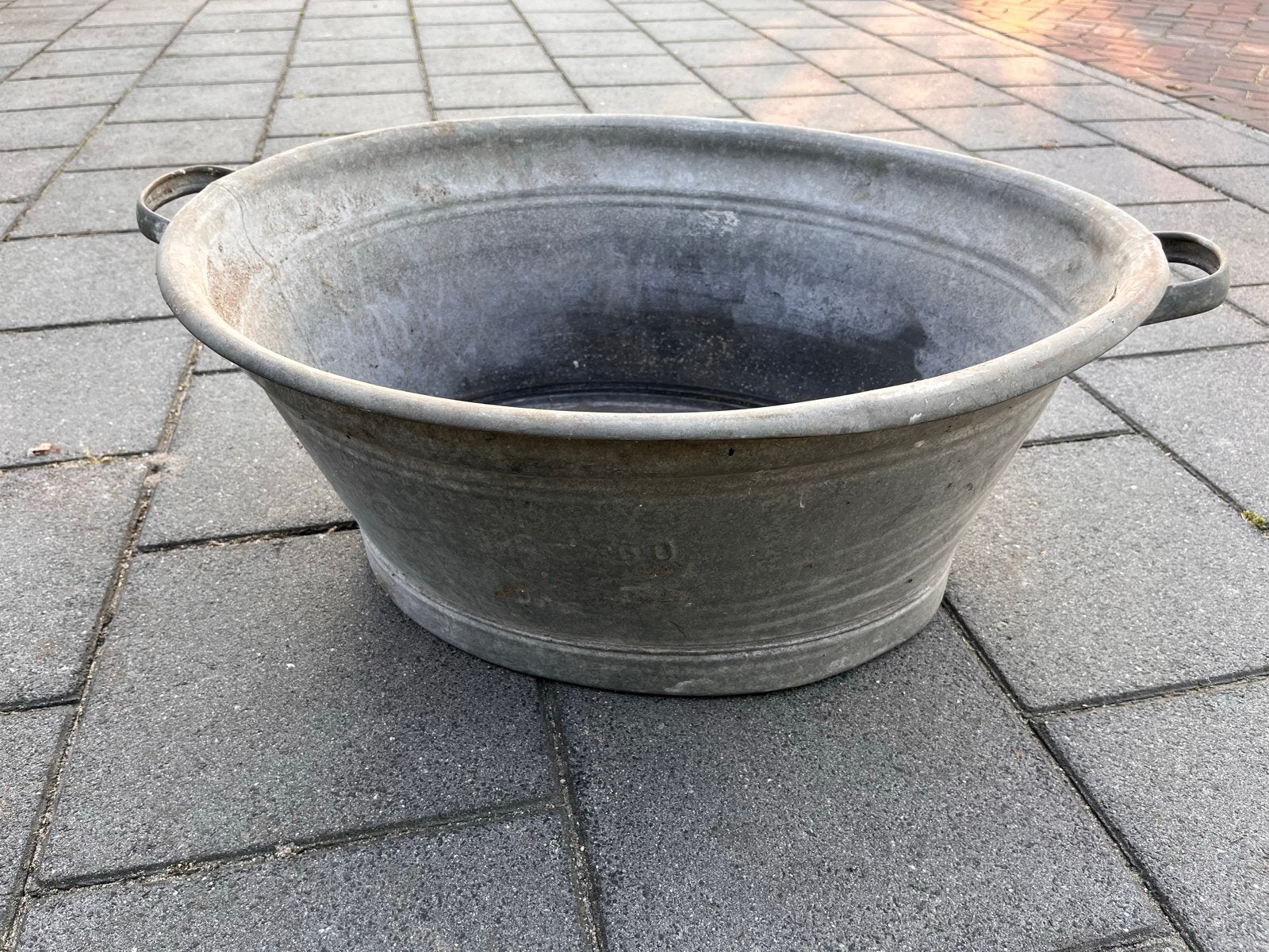 Vintage Zinken Teil / Wastobbe / Plantenbak- heel groot, Ophalen