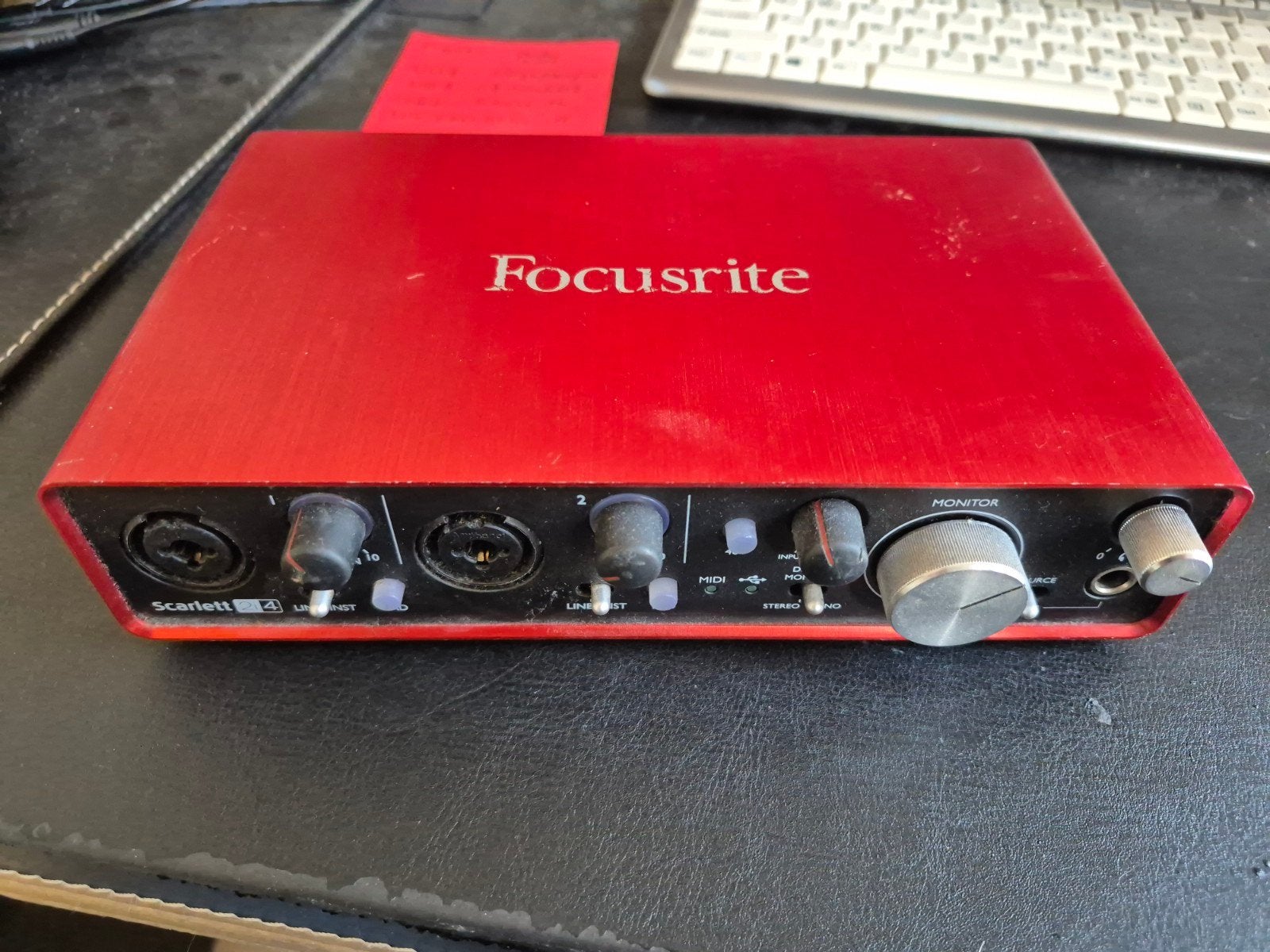 Focusrite Scarlett 2i4 Audio Interface 2e gen, Ophalen, Gebruikt, Minder dan 5 kanalen, Microfooningang