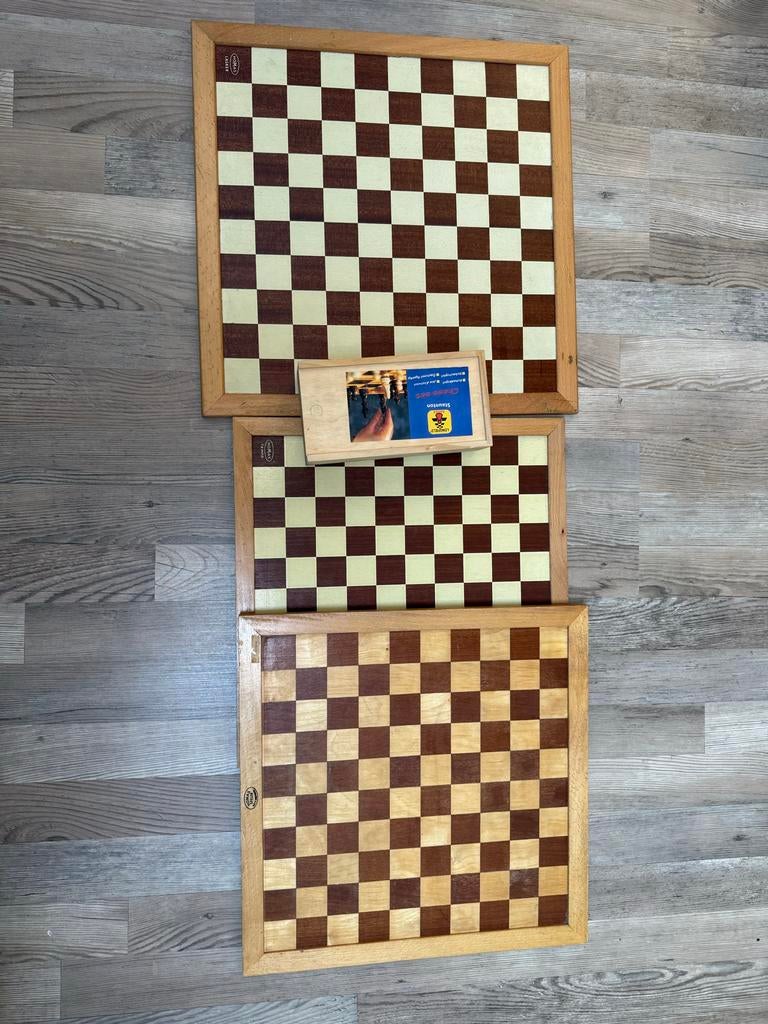 Homas Dam- en Schaakborden Set - Vintage Spelplezier, Hobby en Vrije tijd, Gezelschapsspellen | Bordspellen, Een of twee spelers