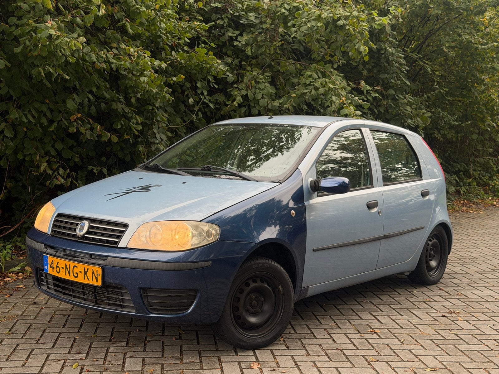 Fiat Punto 1.4 16V 5DR 2003 Blauw, Voorwielaandrijving, 40 €/maand, Origineel Nederlands, Handgeschakeld