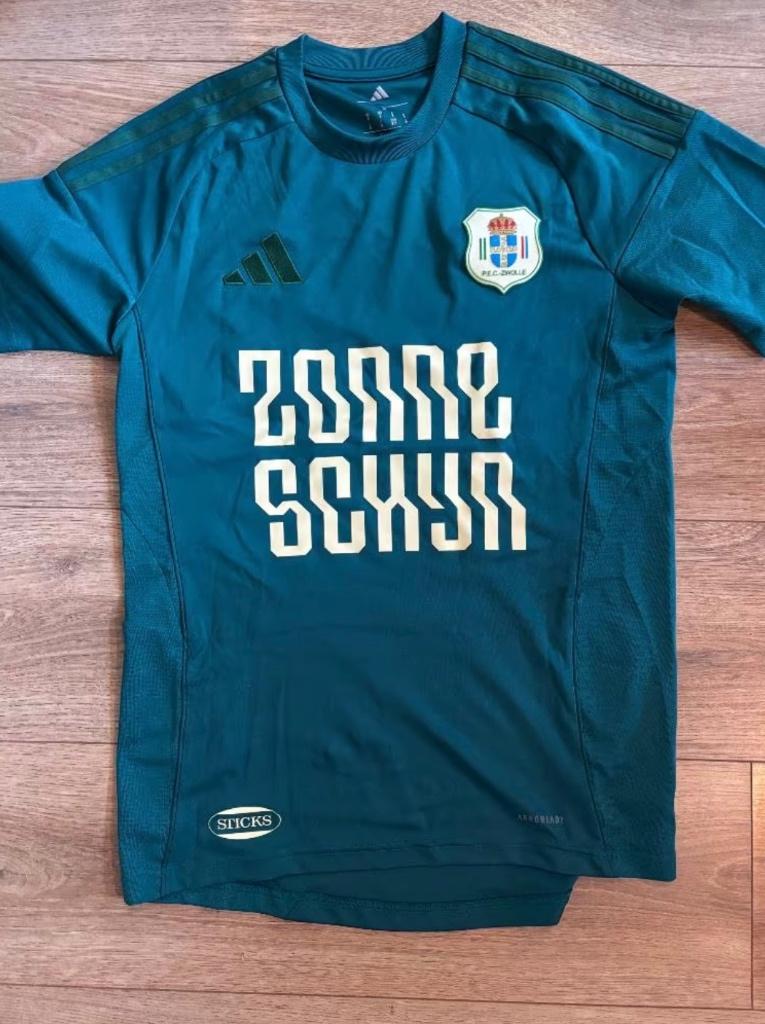 Pec zwolle shirt ism sticks zonneschijn, Verzamelen, Verzenden, Nieuw, Overige binnenlandse clubs, Shirt