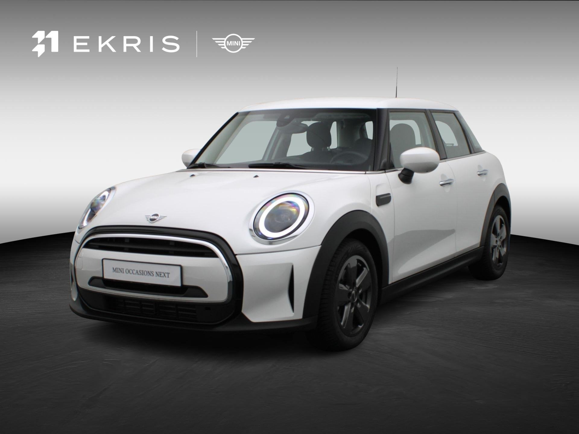 MINI 5-deurs Cooper Classic + Balance Pack + PDC Achter + LE