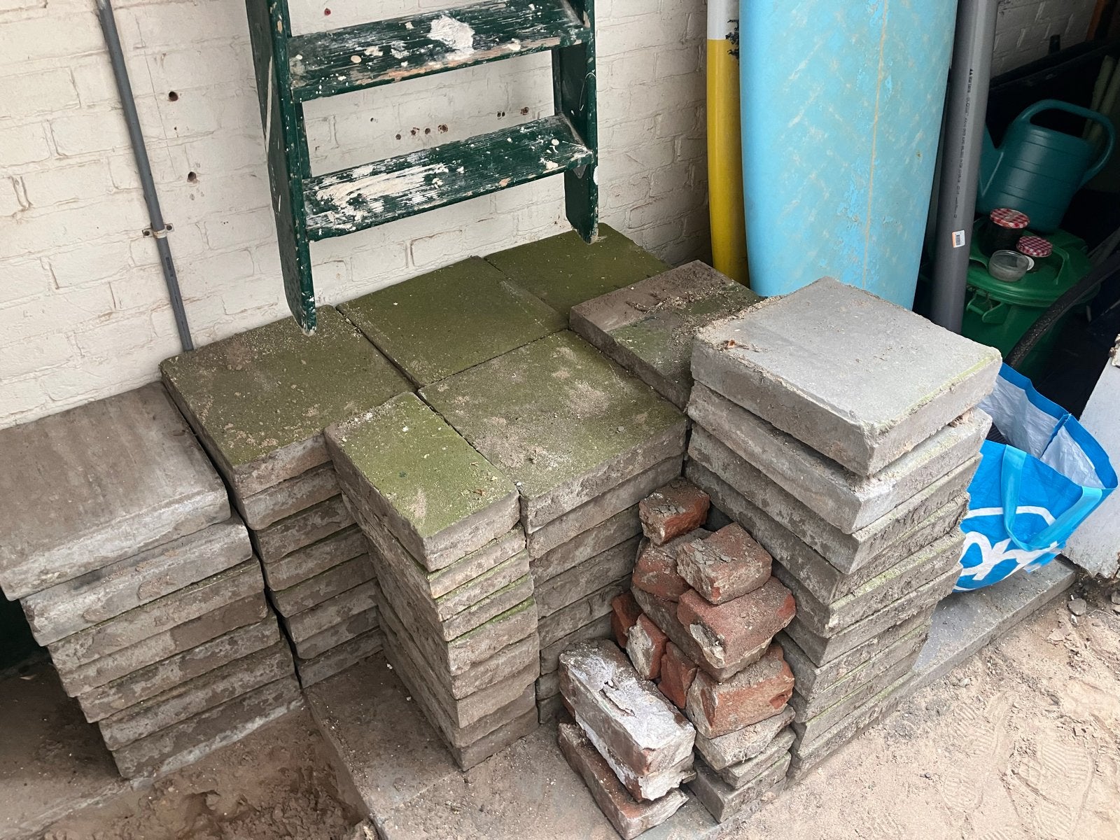 Gratis stoeptegels afhalen (ongeveer 3m2), Ophalen, Gebruikt, Minder dan 5 m², Beton