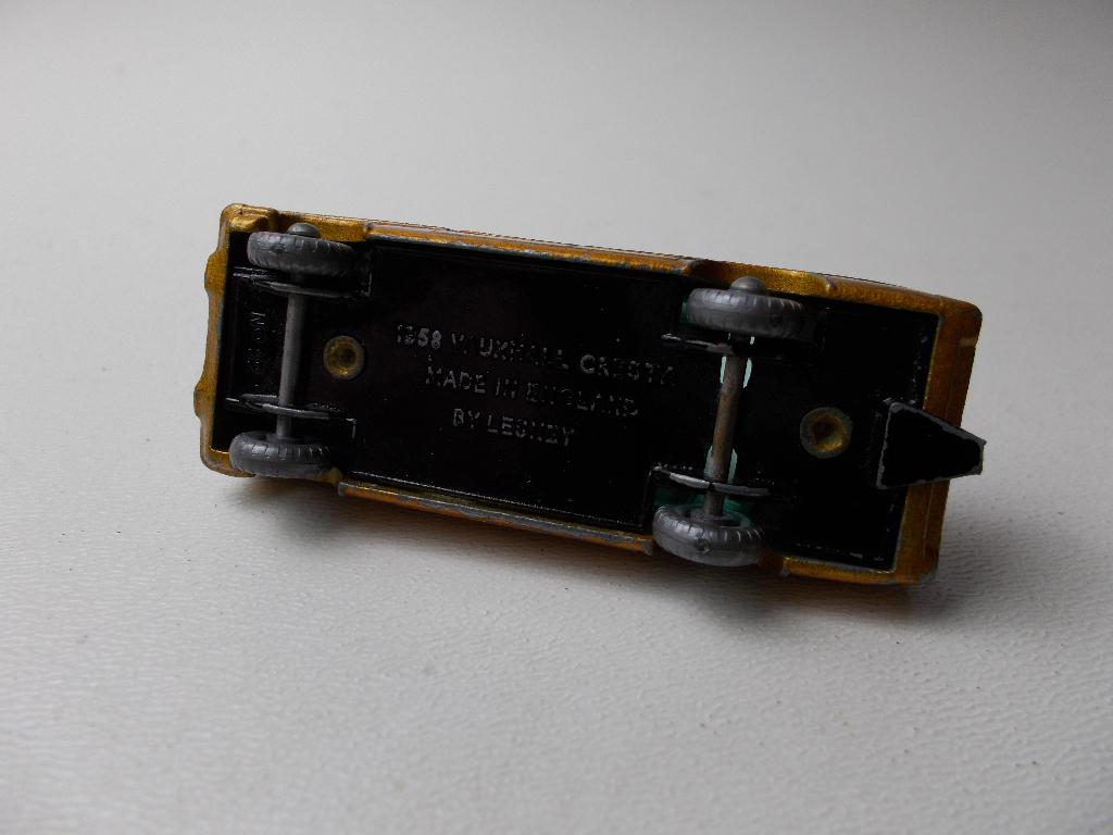 1962 Matchbox Series Lesney Nr. 22B VAUXHALL CRESTA (Gold), Ophalen of Verzenden, Gebruikt, Auto, Lesney