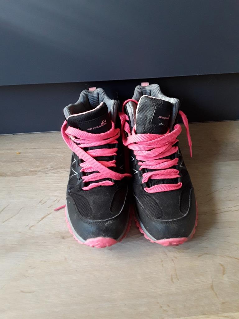 Wandelschoenen maat 36, Ophalen of Verzenden, Schoenen