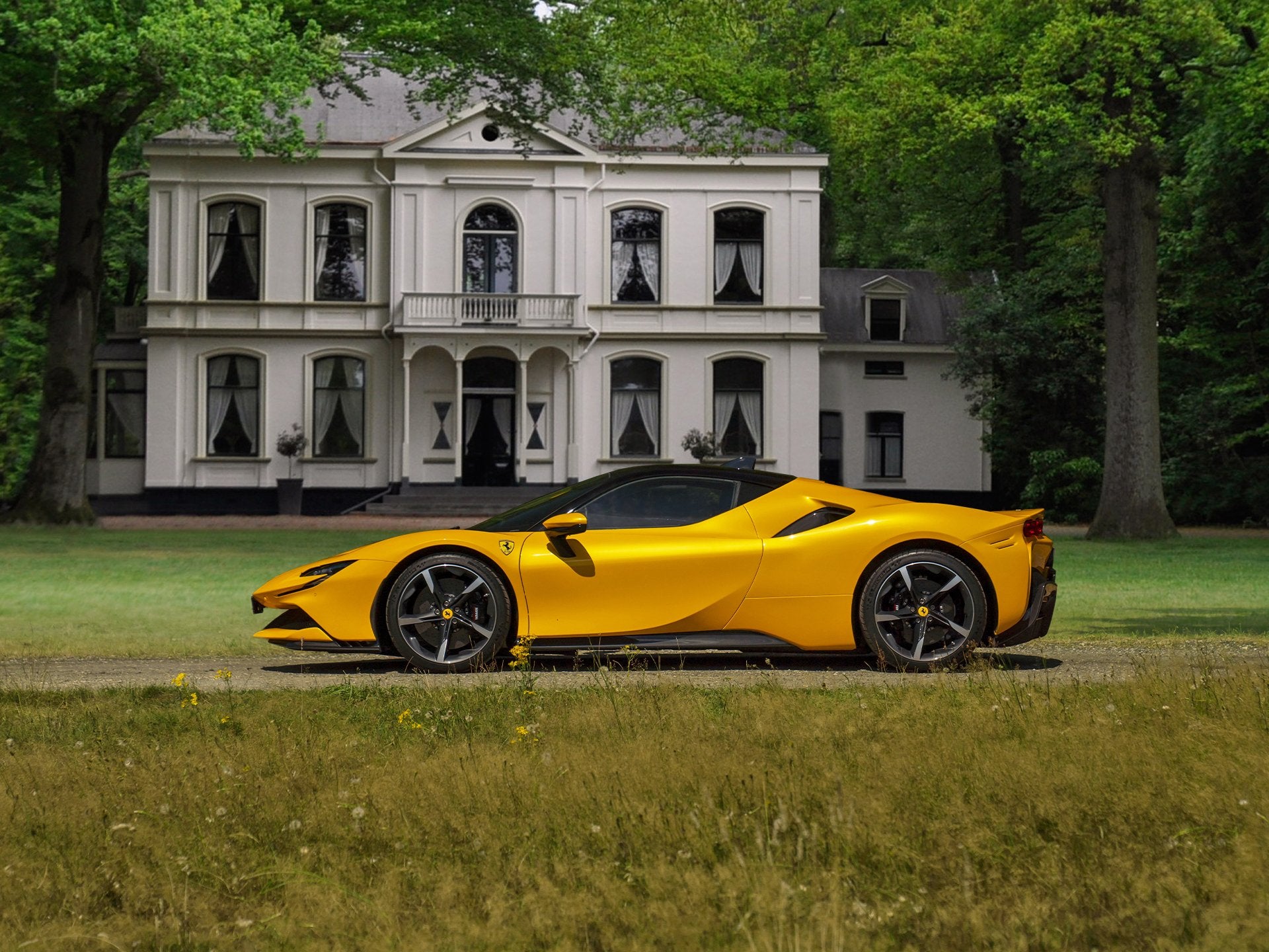 Ferrari SF90 Stradale 4.0 V8 | Full carbon | Giallo Triplo S, Auto's, Ferrari, Automaat, Met garantie (alle), Bedrijf, SF90