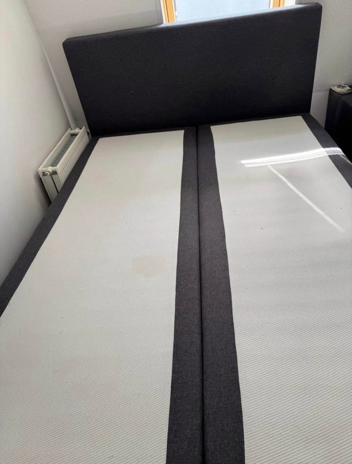 Tweepersoons boxspring met opbergruimte en matras, Ophalen, Gebruikt, Tweepersoons, 140 cm