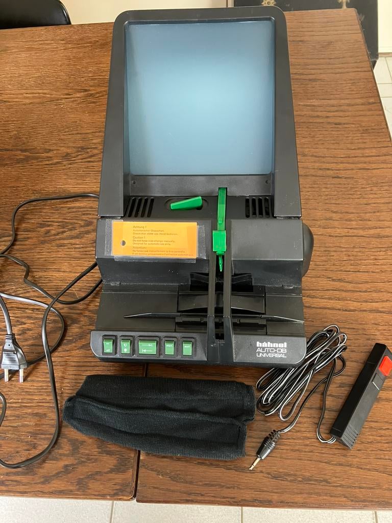 Hahnel Universal slide projector + viewer, Ophalen, Zo goed als nieuw