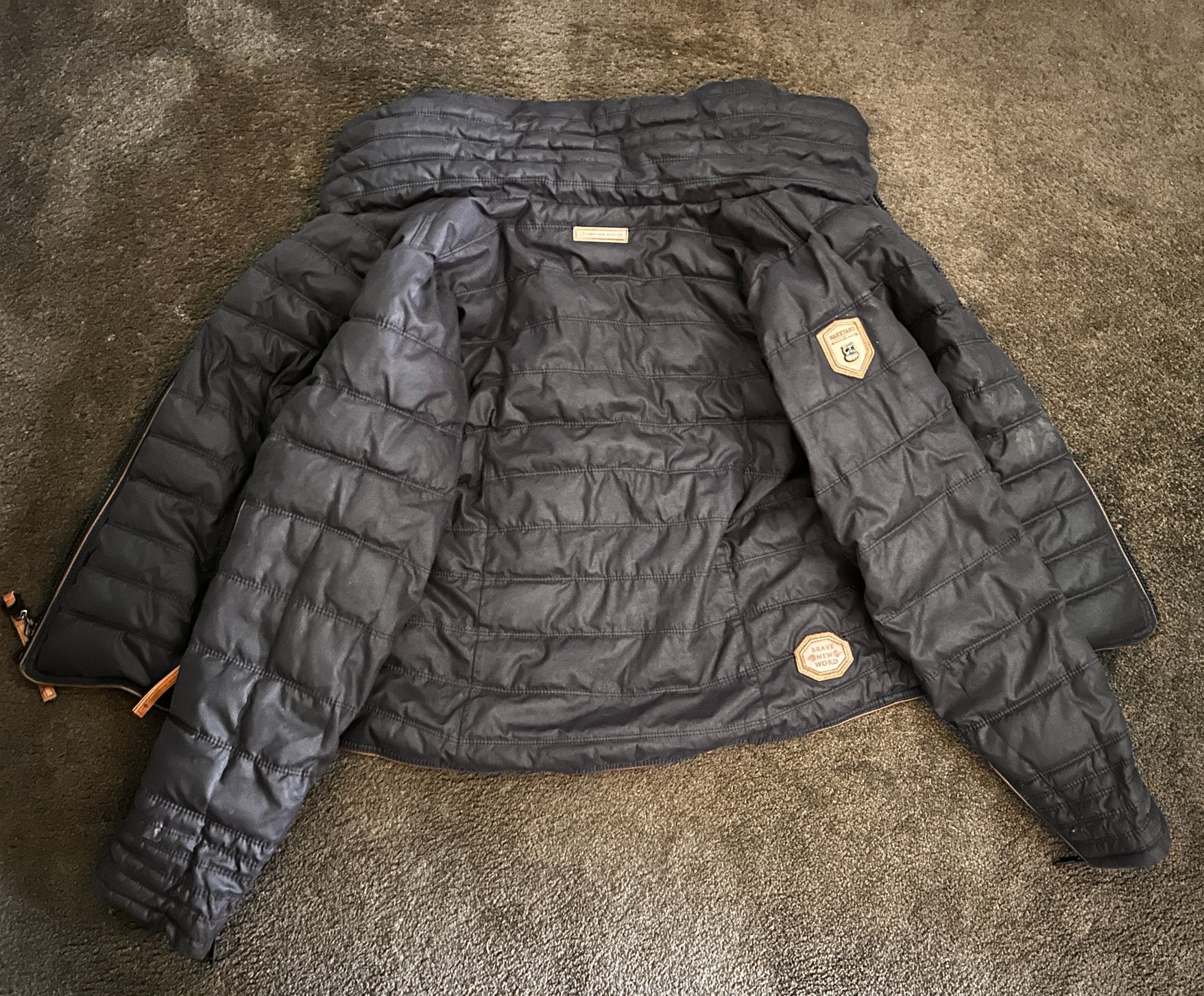 Naketano gewatteerde winterjas, Ophalen of Verzenden, Zo goed als nieuw, Maat 42/44 (L), Zwart