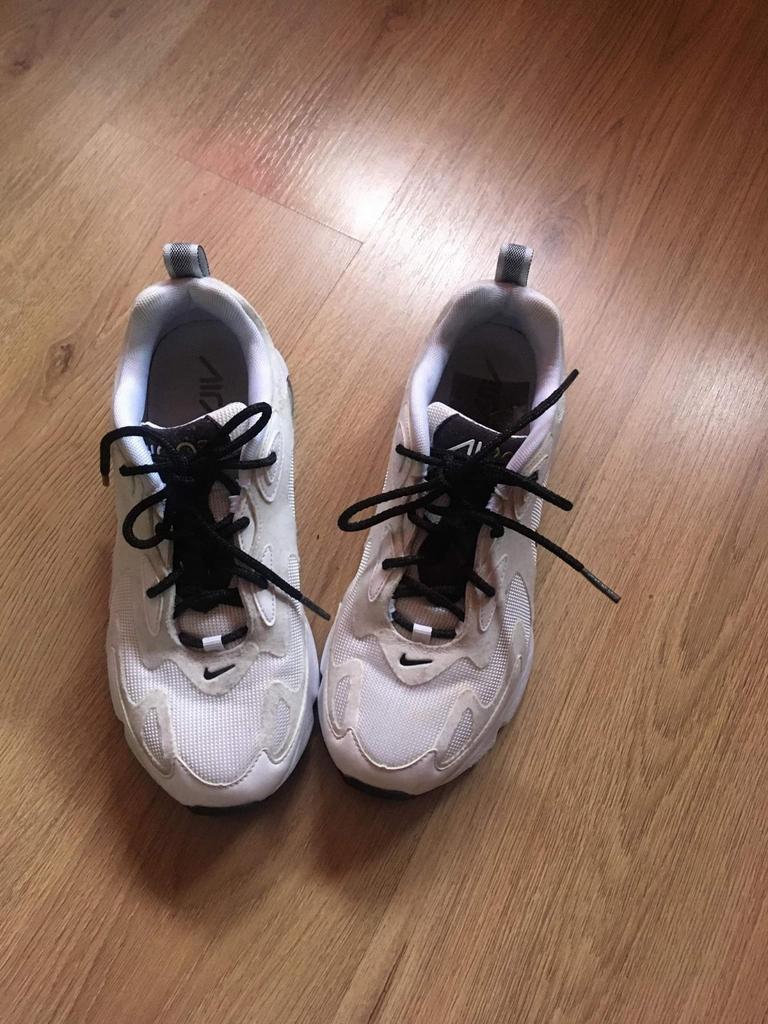 Zo goed als nieuwe Nike Air Max 200, maat 38., Kleding | Dames, Schoenen, Wit, Ophalen of Verzenden, Nike air max, Sneakers of Gympen