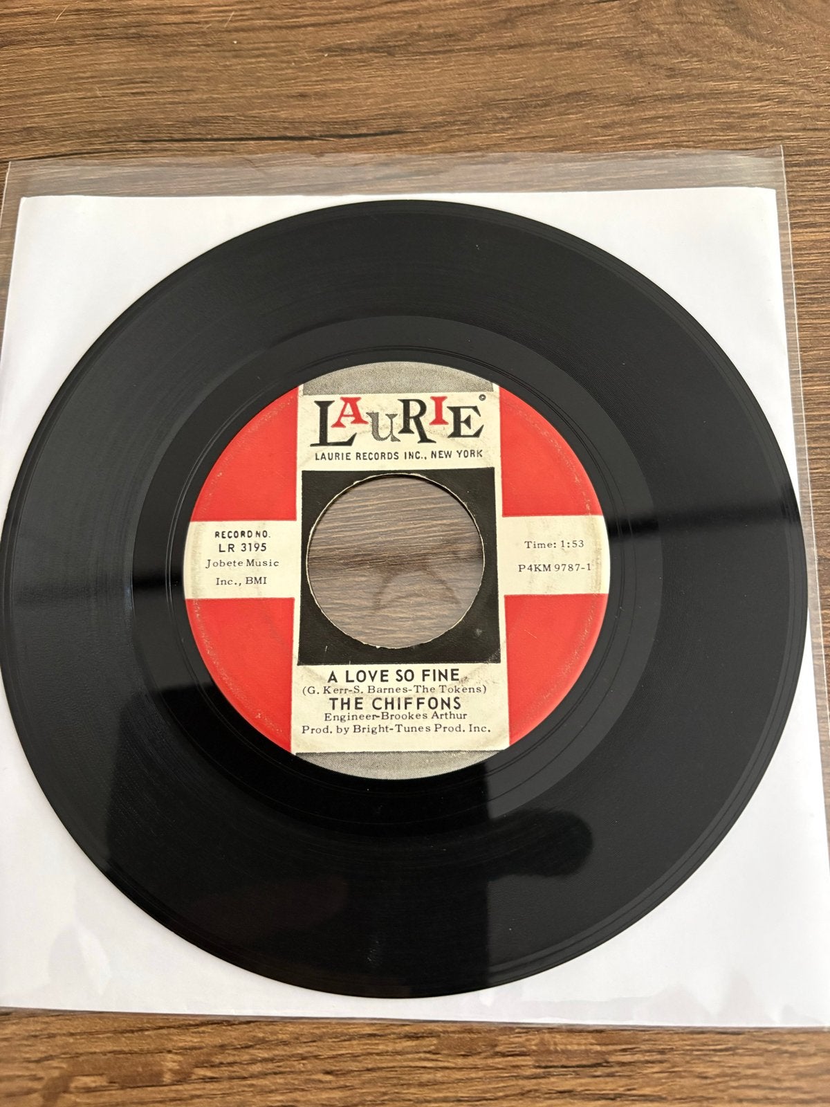 The Chiffons - A Love So Fine / Only My Friend, Ophalen of Verzenden, Gebruikt, 7 inch