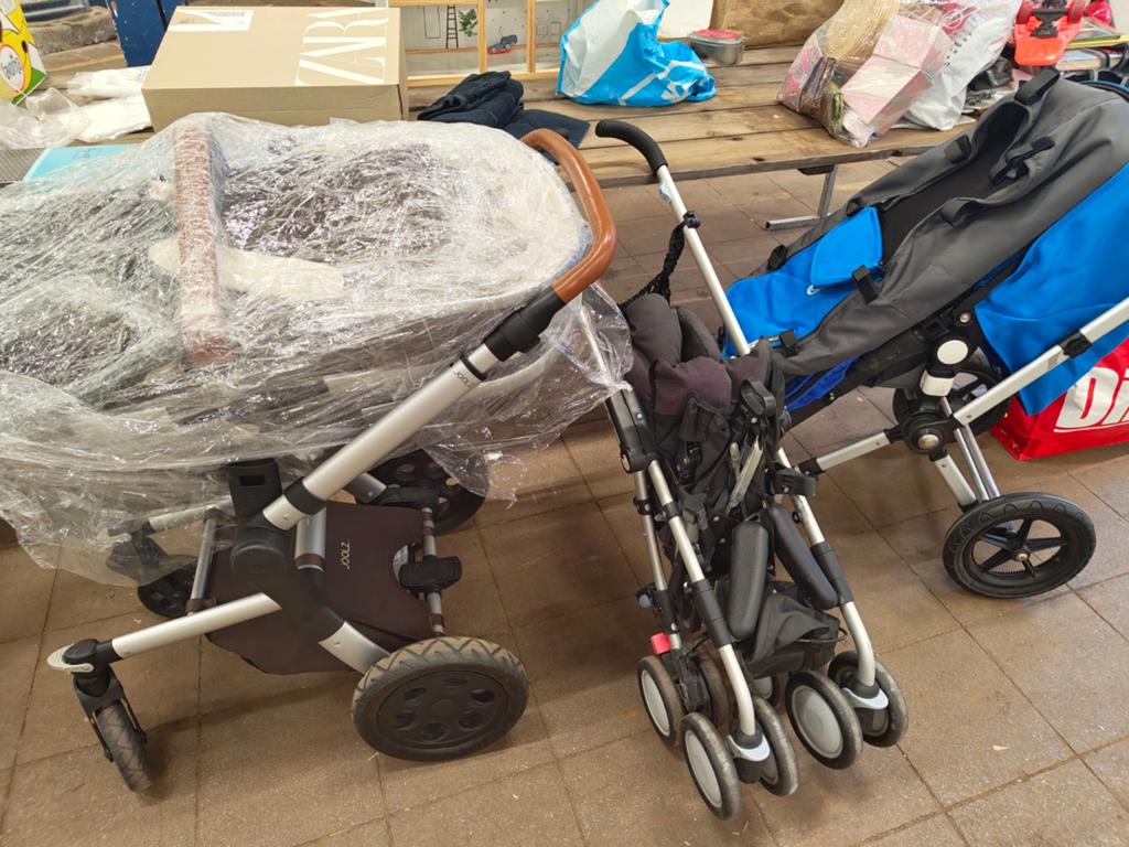 Joolz kinderwagen en twee buggy's, Ophalen of Verzenden, Gebruikt, Kinderwagen, Overige merken
