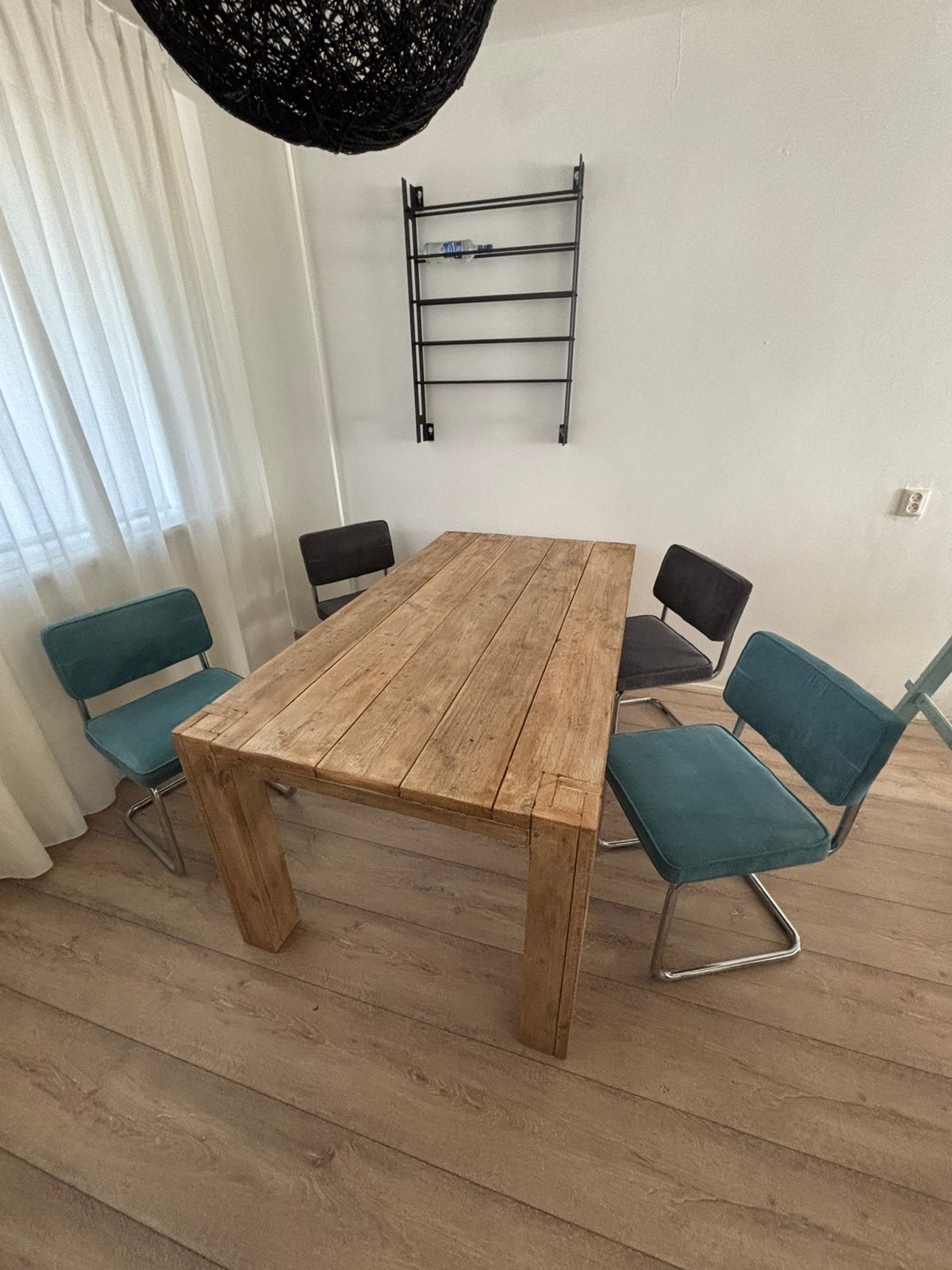 Mooie stevige eettafel, Huis en Inrichting, Ophalen of Verzenden