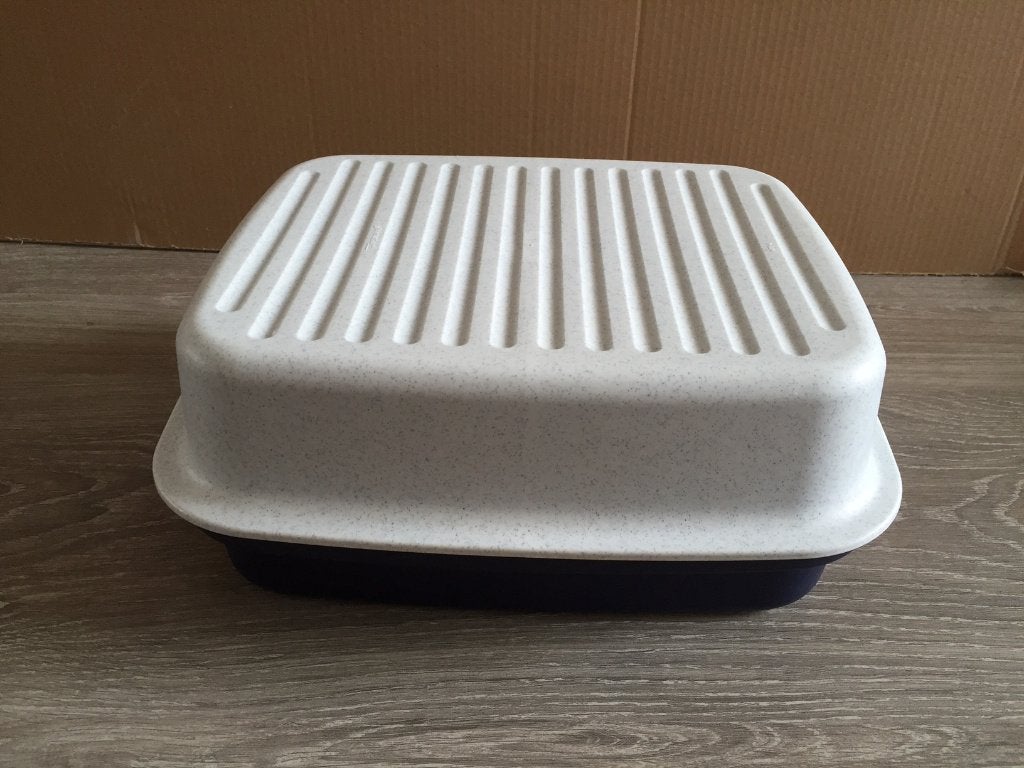 Z.G.A.N. brooddoos TUPPERWARE brood kornuit - BLAUW - WIT, Ophalen of Verzenden, Zo goed als nieuw, Blauw, Bak of Kom