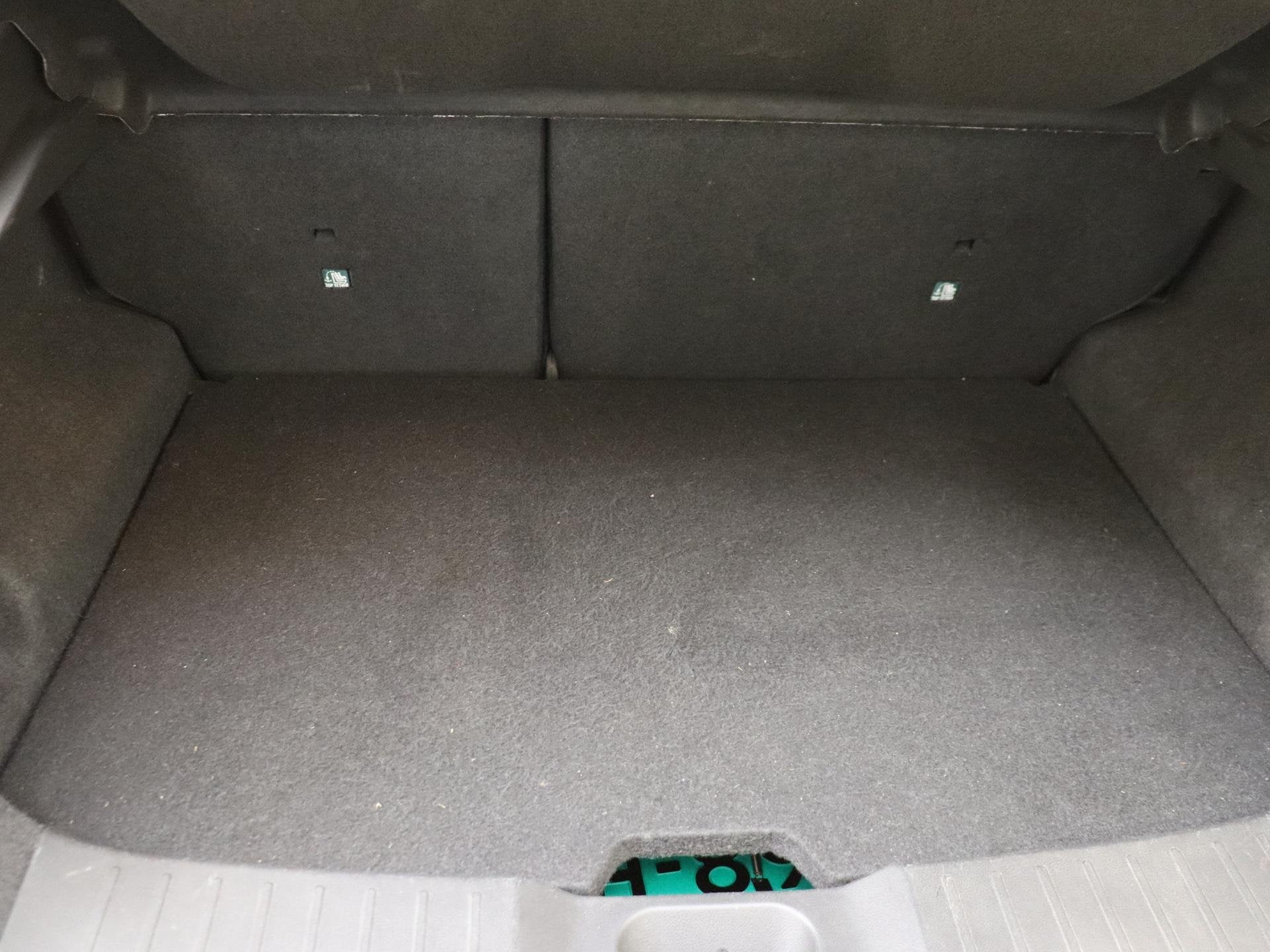 Foto 25 van Nissan Juke 1.0 DIG-T N-Connecta | Achteruitrijcamera | Appl
