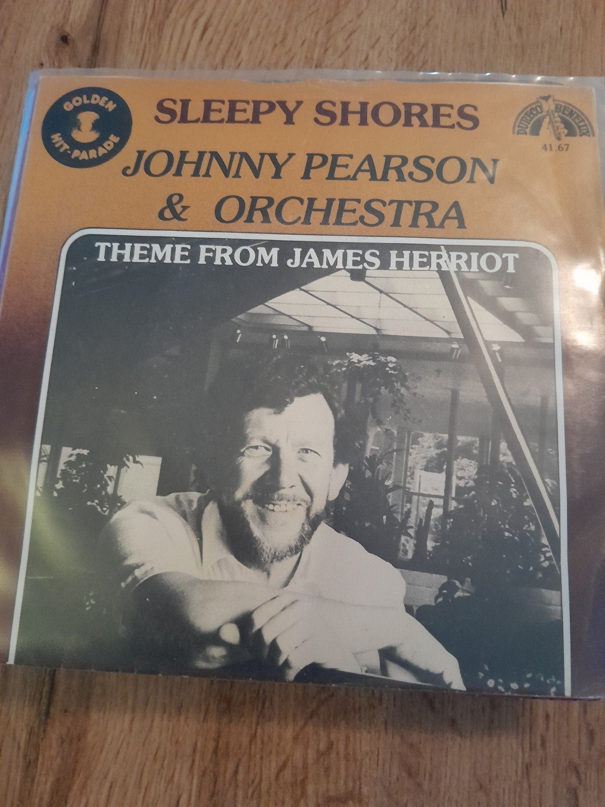 Johnny pearson 7 inch sleepy shores, Ophalen of Verzenden, Zo goed als nieuw, Nederlandstalig