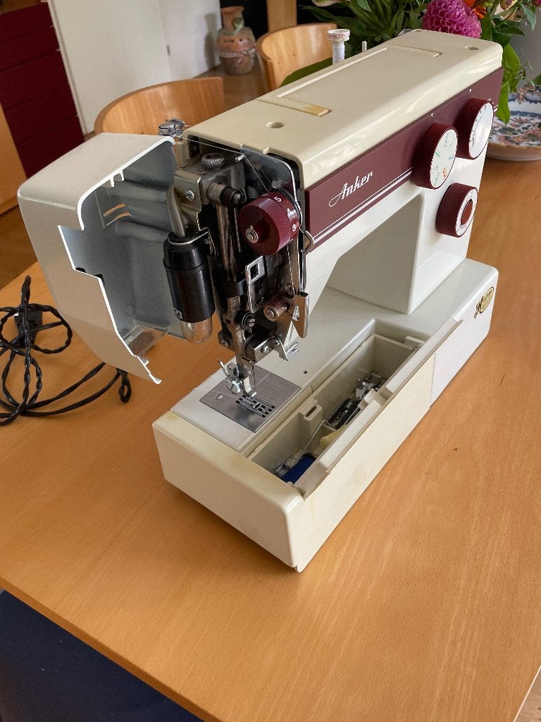 Naaimachine merk Anker, Ophalen, Gebruikt, Naaimachine, Overige merken