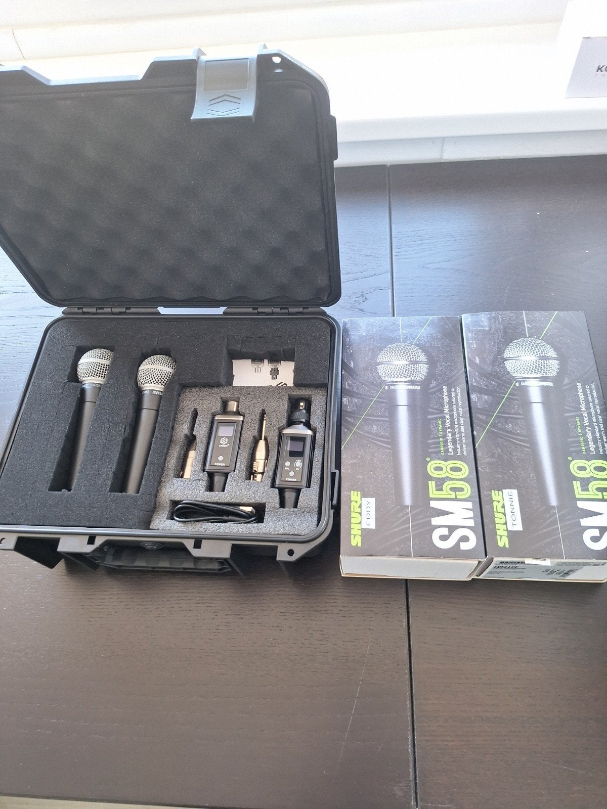 Shure SM58 Microfoon Set met Draadloze Ontvangers in Koffer, Ophalen of Verzenden, Zo goed als nieuw, Zangmicrofoon, Draadloos