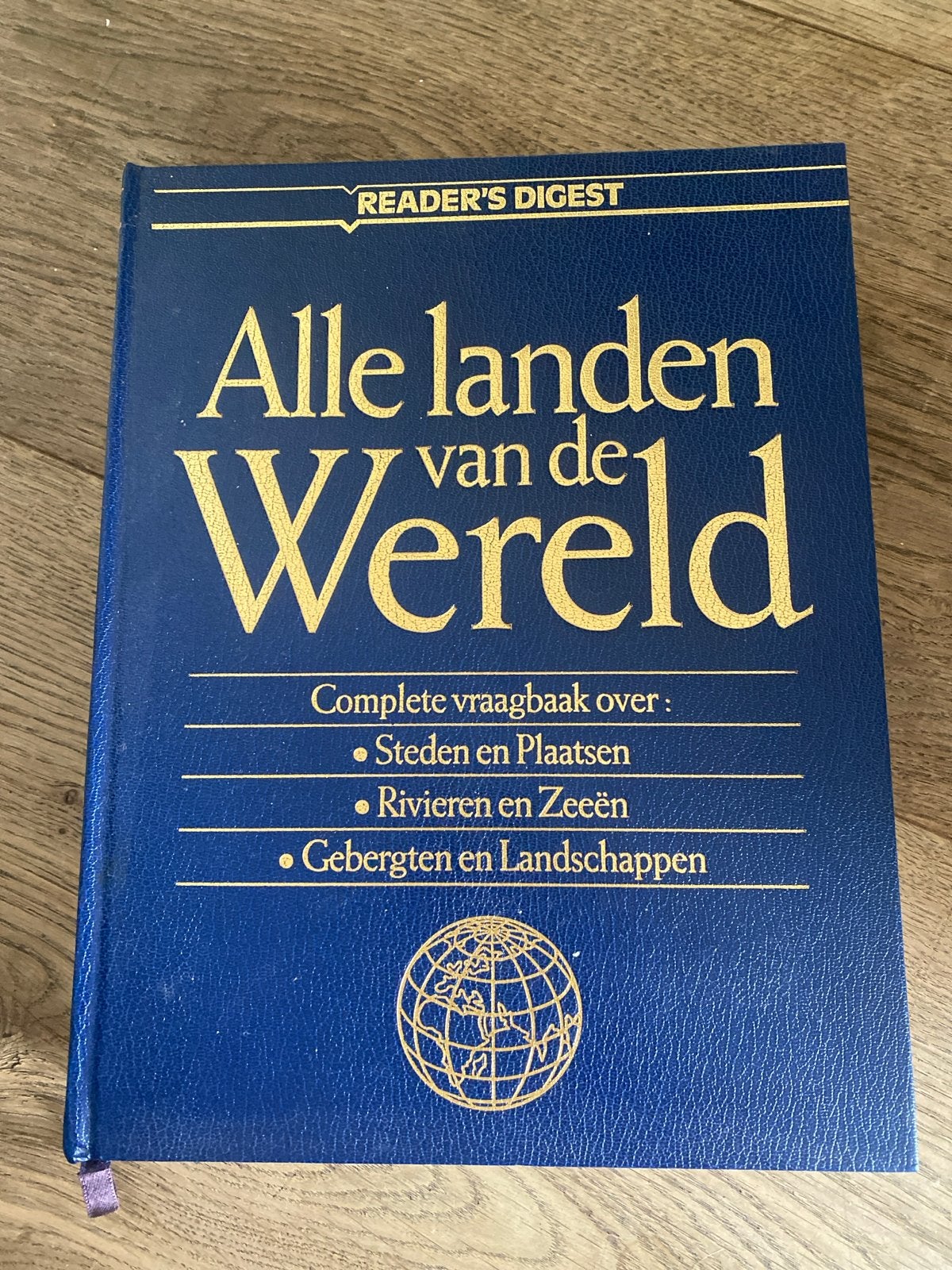 Alle landen van de Wereld - Reader's Digest Vraagbaak, Boeken, Encyclopedieën, Ophalen of Verzenden, Zo goed als nieuw, Algemeen