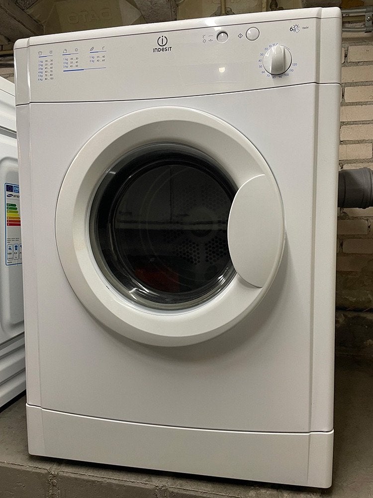 Indesit Wasdroger 6KG in goede staat, Ophalen, Gebruikt, Luchtafvoer, 4 tot 6 kg