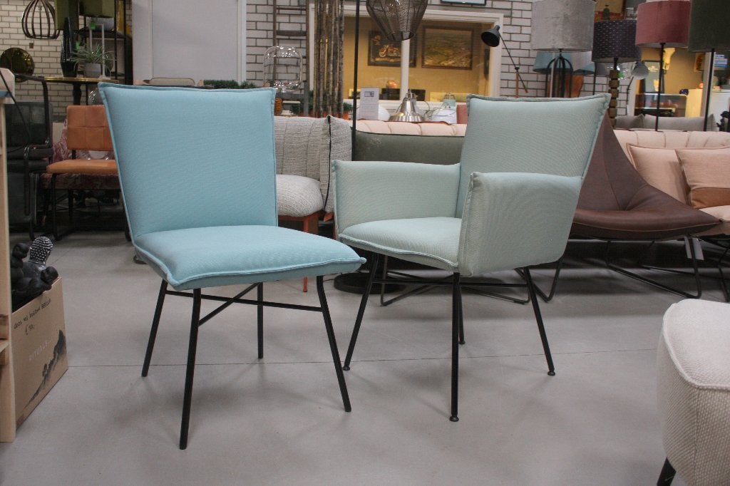 2 x eetkamerstoel Sanne Jess Design metaal stof lichtblauw, Huis en Inrichting, Ophalen, Twee, Blauw, Zo goed als nieuw