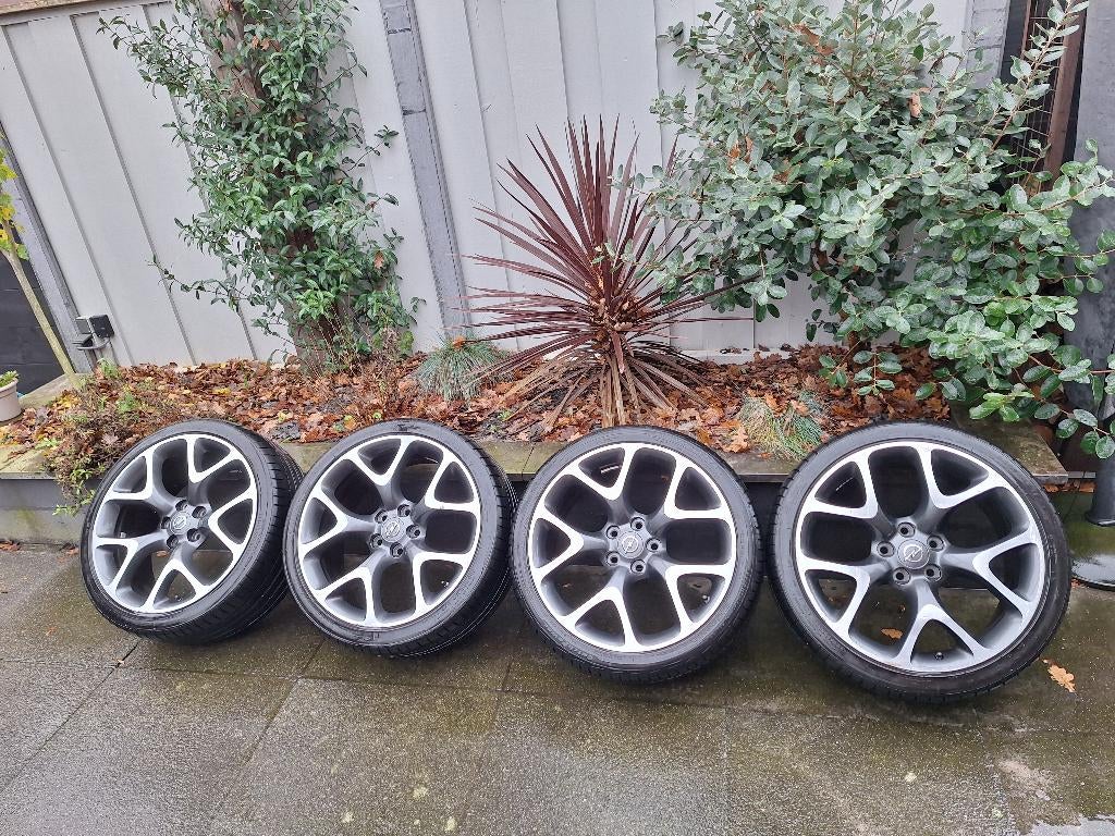 Uniek! Opel insignia a opc 20 inch velgen met banden 5 x 120, Auto-onderdelen, Banden en Velgen, Ophalen, Gebruikt, 255 mm, Banden en Velgen