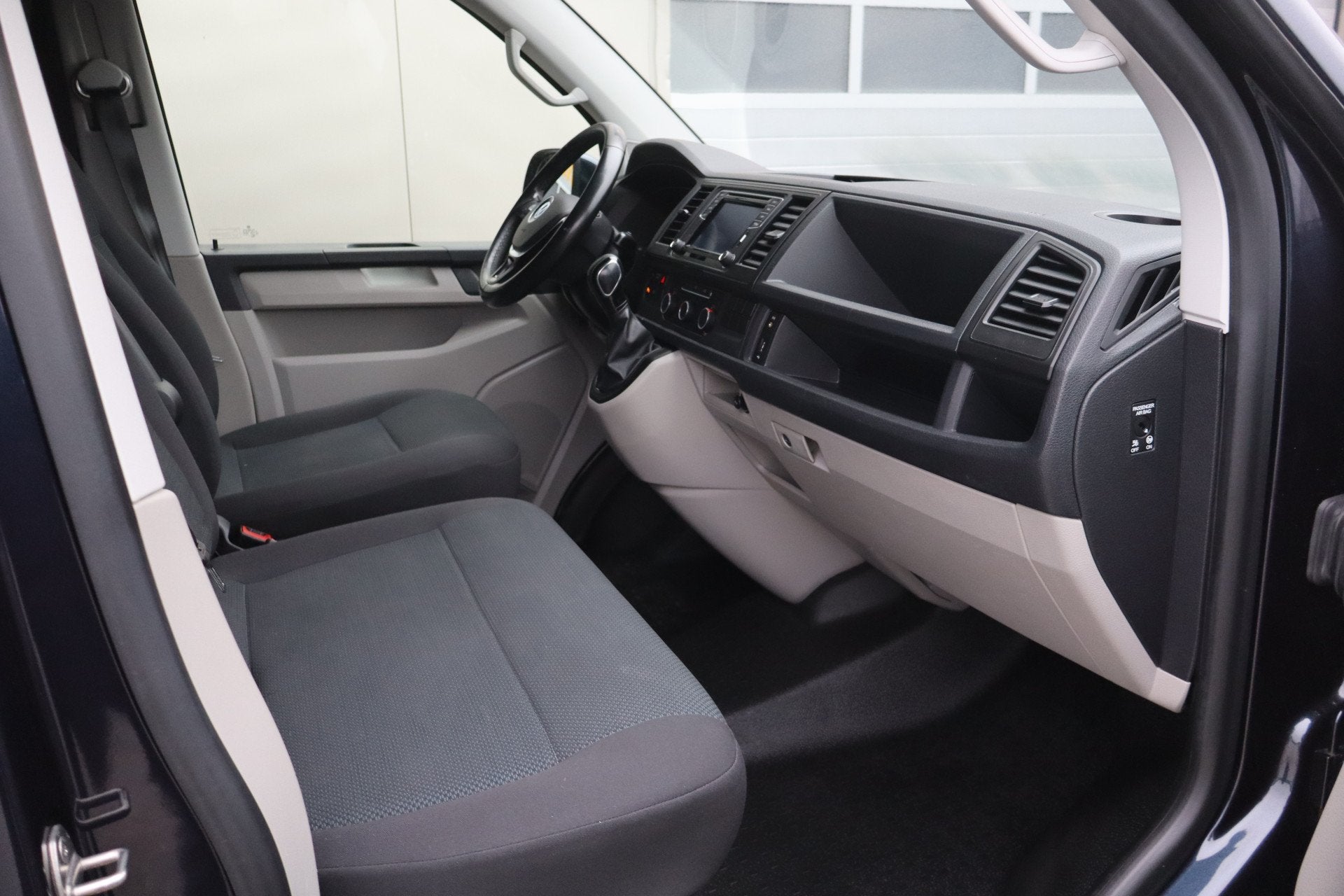 Volkswagen Transporter 2.0 TDI L2H1 Highline - NL- Auto! Cam, Auto's, Stof, Gebruikt, Euro 6, 4 cilinders