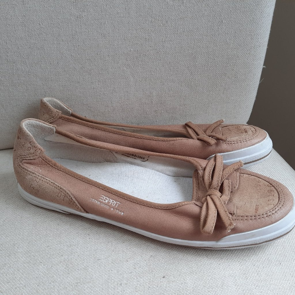 Esprit ballerina's zand maat 42 - nieuw -, Kleding | Dames, Beige, Nieuw, Ophalen of Verzenden, Esprit