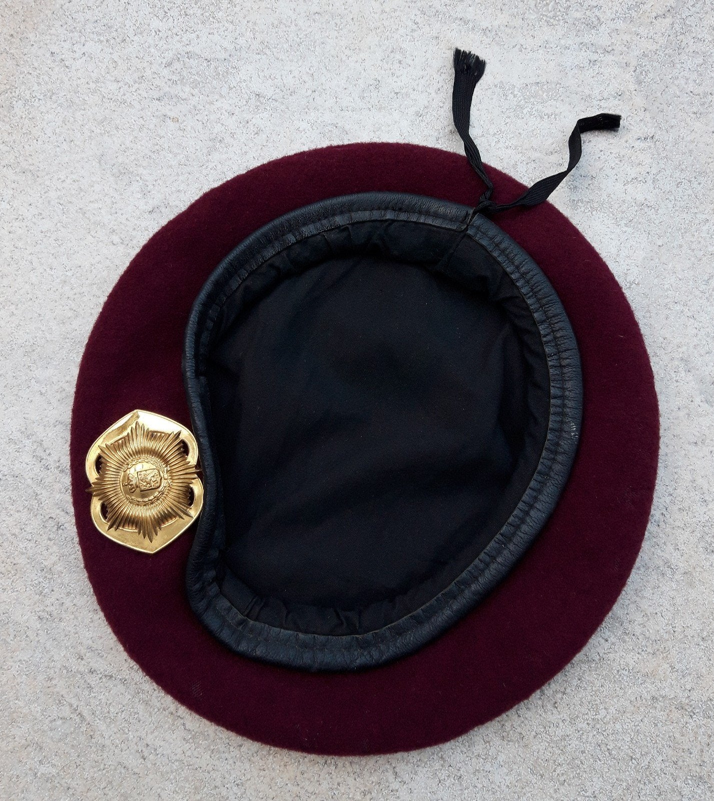 Baret Luchtmobiele Brigade (Van Heutsz), Verzenden, Landmacht, Nederland, Helm of Baret
