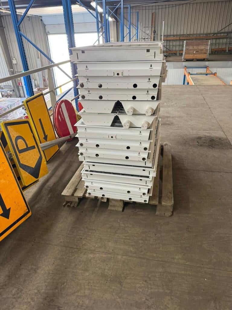 Te Koop TL systeemplafonds, Ophalen, Gebruikt