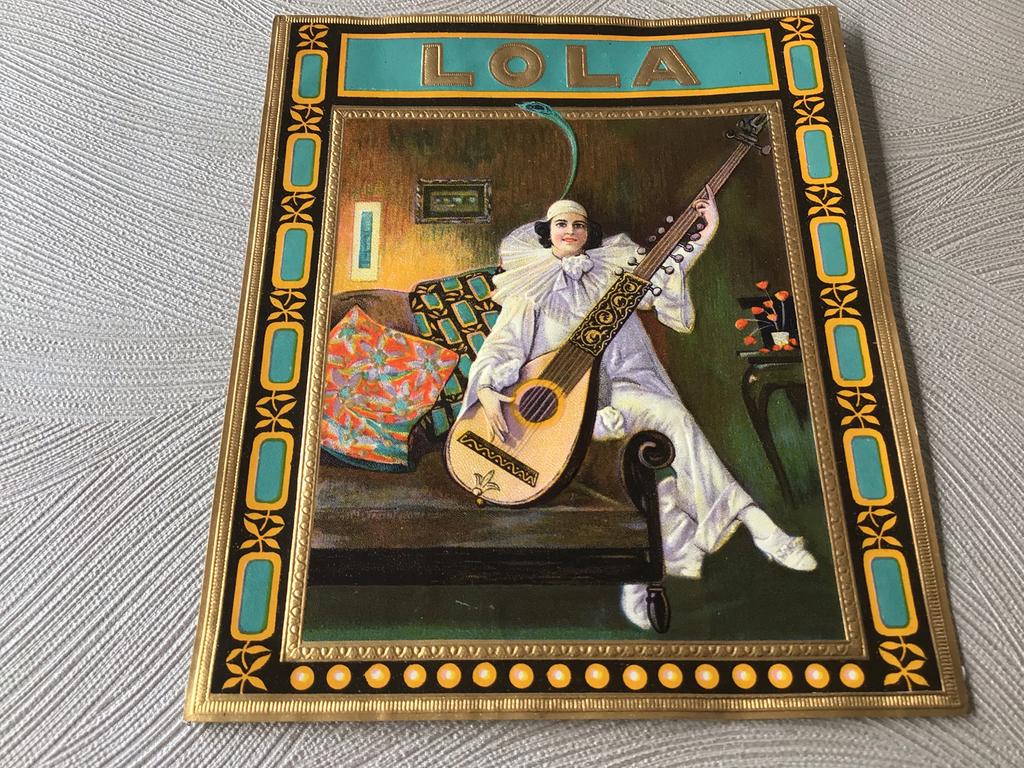 Lola, Verzenden, Gebruikt, Sigarenbandjes