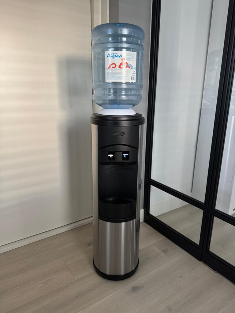 rvs met zwart delen watercooler/waterkoeler, Ophalen of Verzenden, Zo goed als nieuw