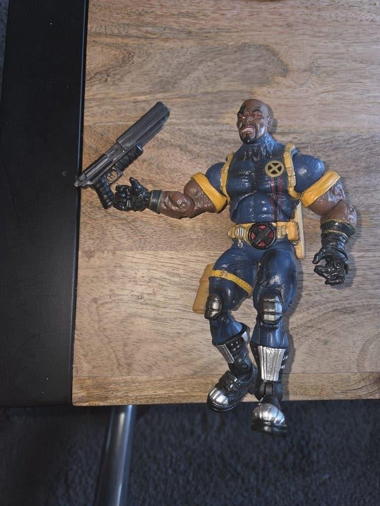 Marvel Legends Bishop Apocalypse Wave Kale variant, Ophalen of Verzenden, Zo goed als nieuw