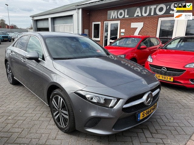 Mercedes-Benz A-klasse 250 e Hybride Limousine, Auto's, Gebruikt, Euro 6, 15 kWh, Bedrijf
