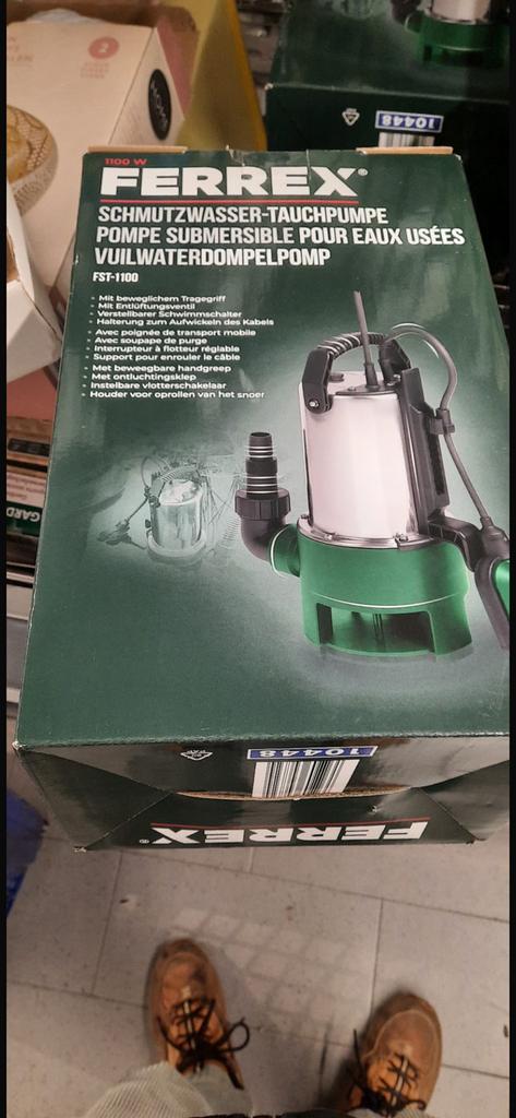 Ferrex waterpomp incl slang, Ophalen, Zo goed als nieuw