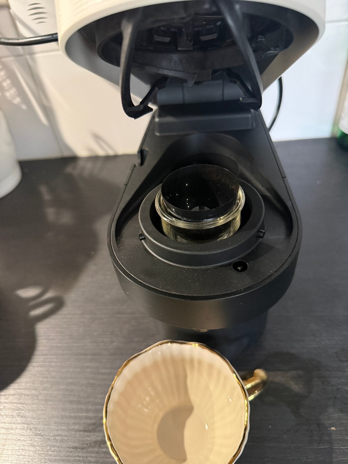 Foto 7 van Nespresso Vertuo Pop Koffiemachine - Zo goed als nieuw