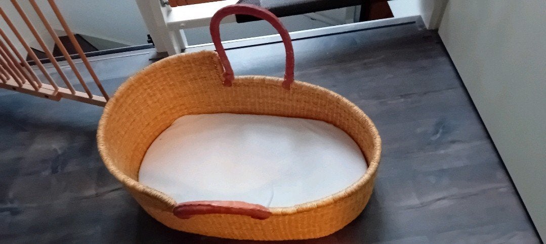Wieg/ rotan mand, Kinderen en Baby's, Ophalen, Gebruikt, Wieg