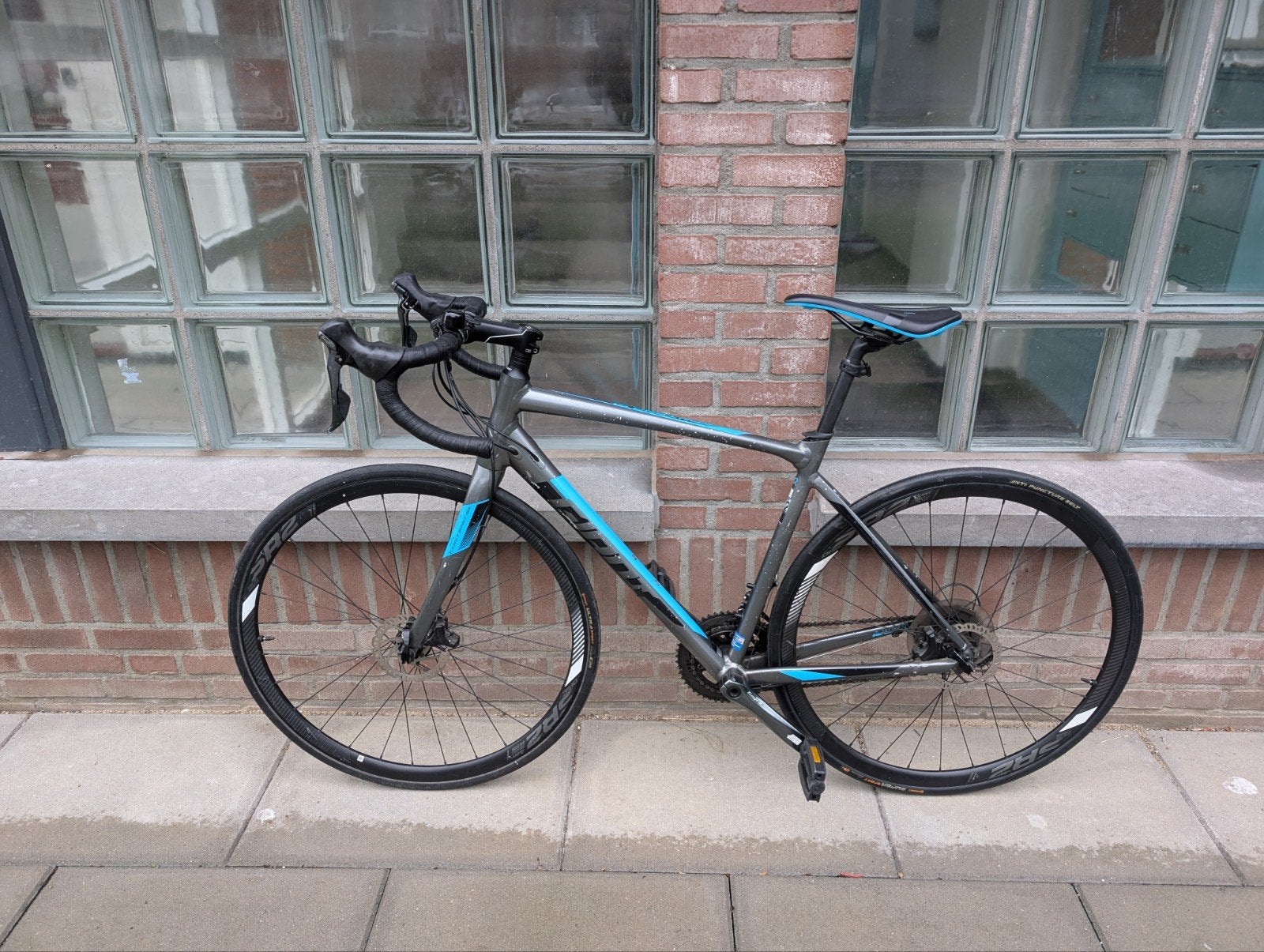Giant Contend SL 2 Disc maat M (moet worden afgesteld), Fietsen en Brommers, Fietsen | Racefietsen, Gebruikt, Aluminium, Meer dan 20 versnellingen